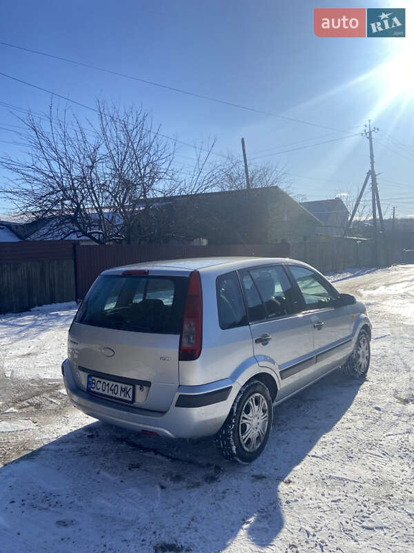 Ford-3