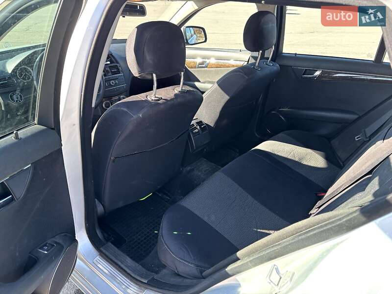 Mercedes-Benz C-Class 2007