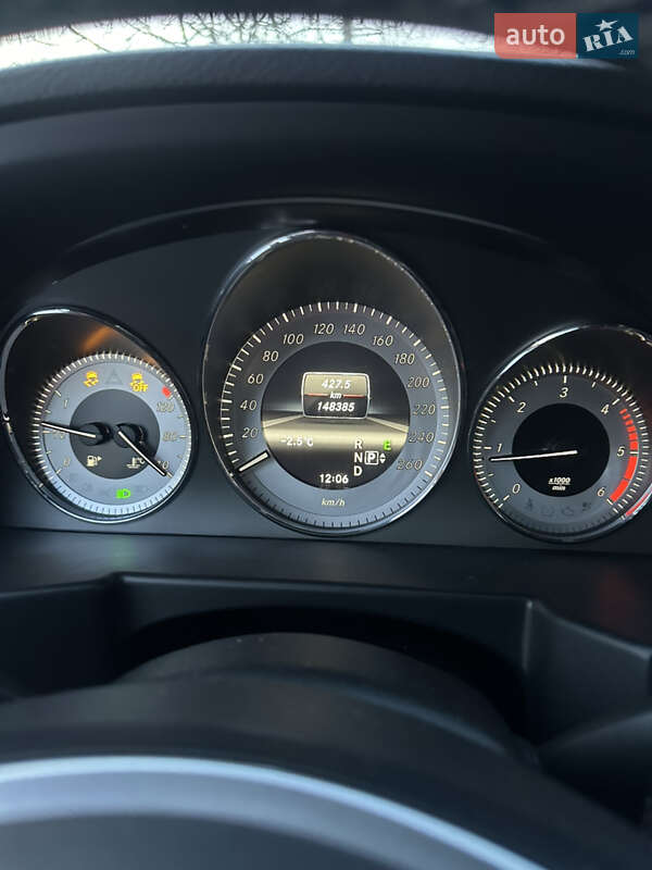 Mercedes-Benz GLK-Class 2012