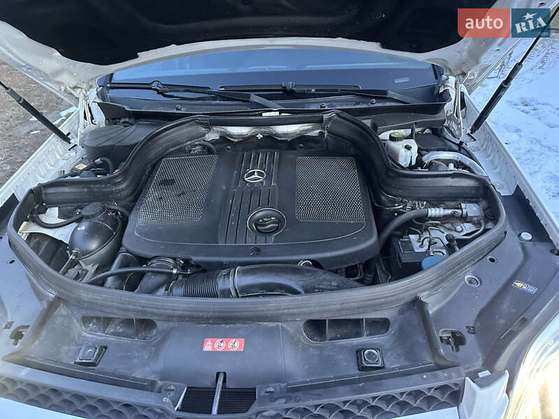 Mercedes-Benz GLK-Class 2012