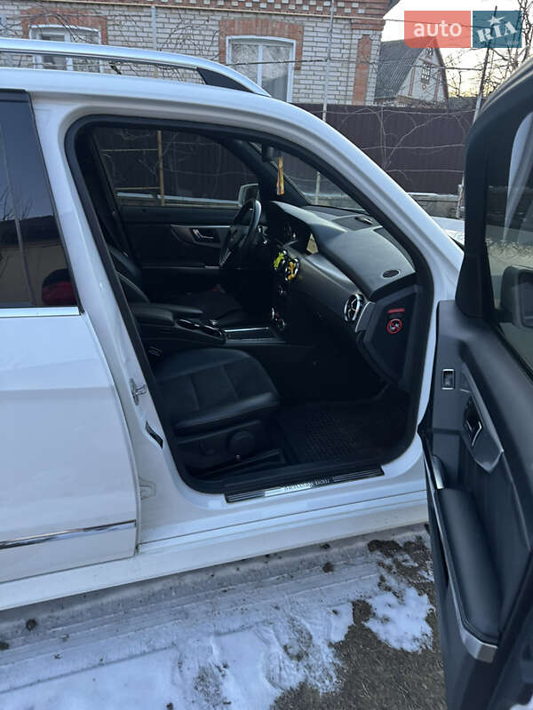 Mercedes-Benz GLK-Class 2012