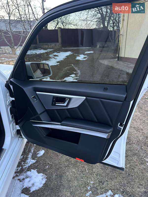 Mercedes-Benz GLK-Class 2012