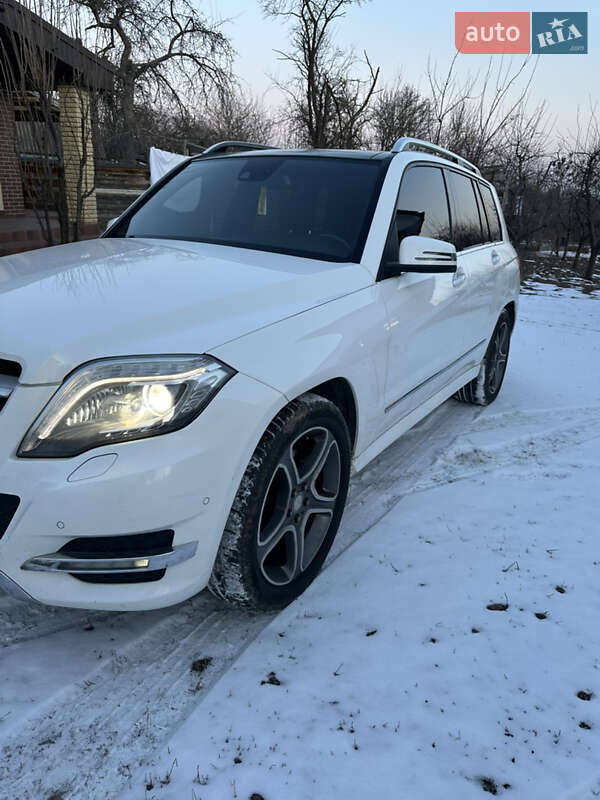 Mercedes-Benz GLK-Class 2012