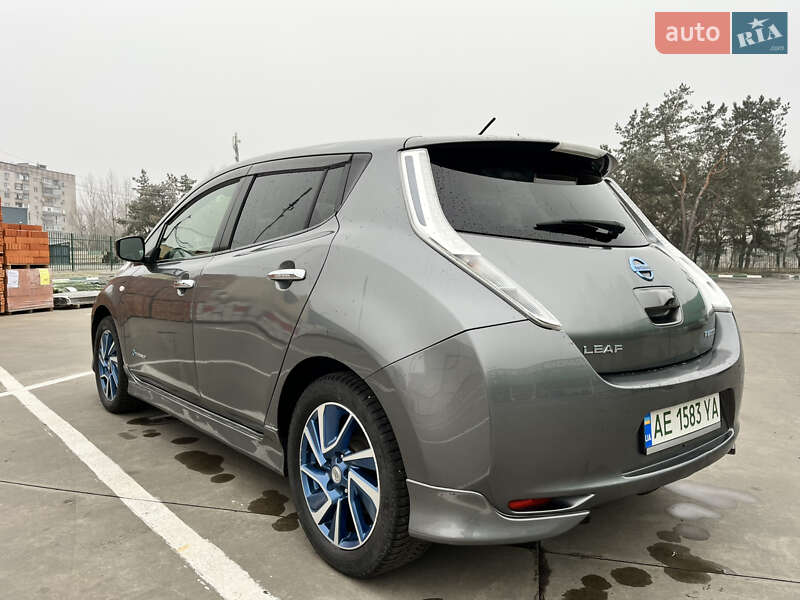 Nissan-22