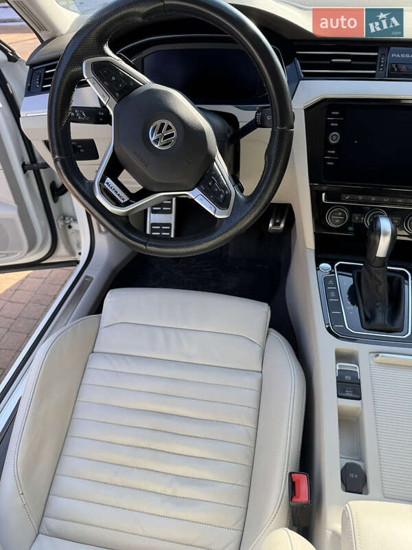 Volkswagen Passat Alltrack 2020