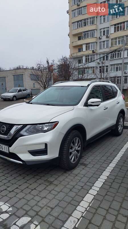 Nissan-15
