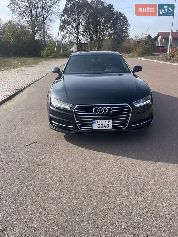 Audi-0