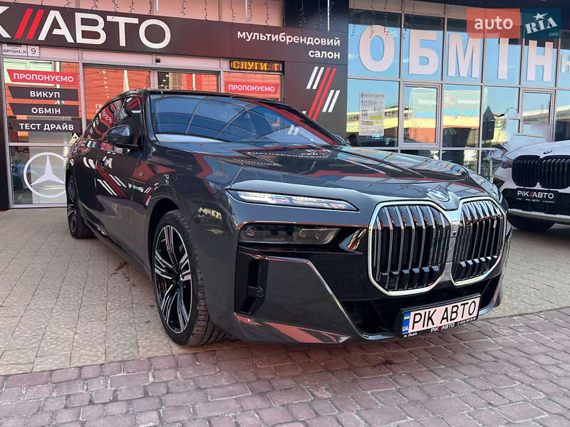 BMW i7 2022