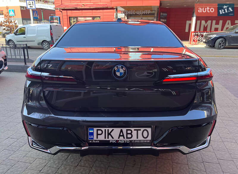 BMW i7 2022
