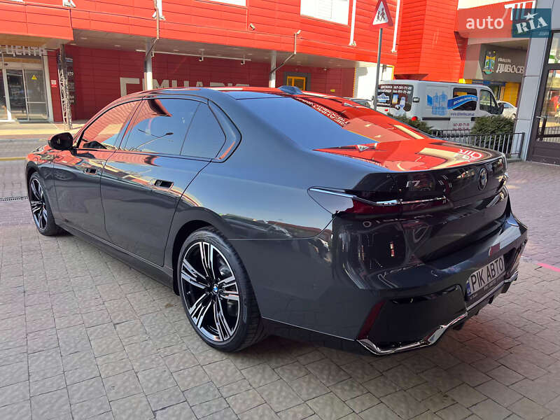 BMW i7 2022