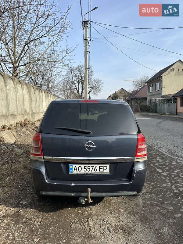 Opel Zafira 2008