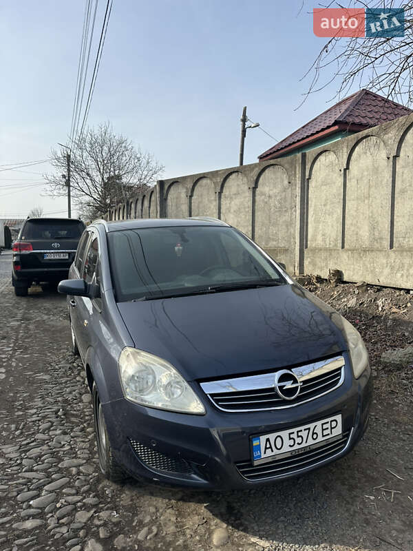 Opel Zafira 2008