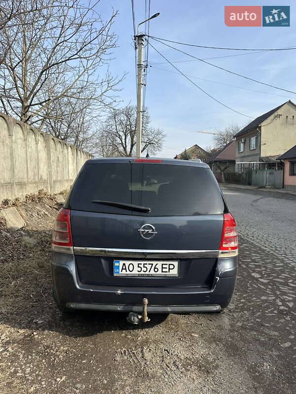Opel Zafira 2008