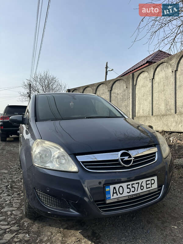 Opel Zafira 2008