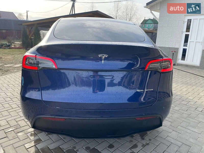 Tesla-4