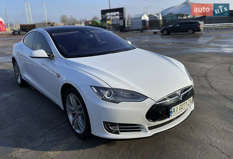 Tesla-5