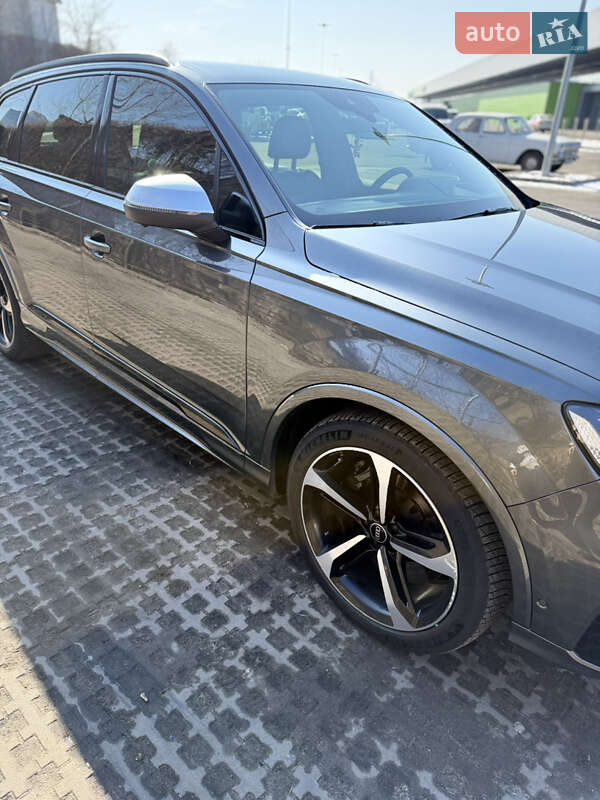 Audi SQ7 2021