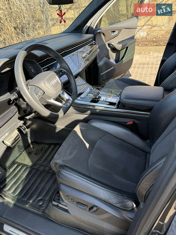 Audi SQ7 2021