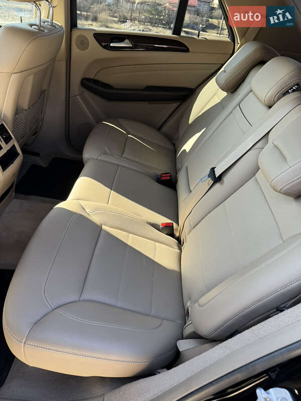 Mercedes-Benz M-Class 2013