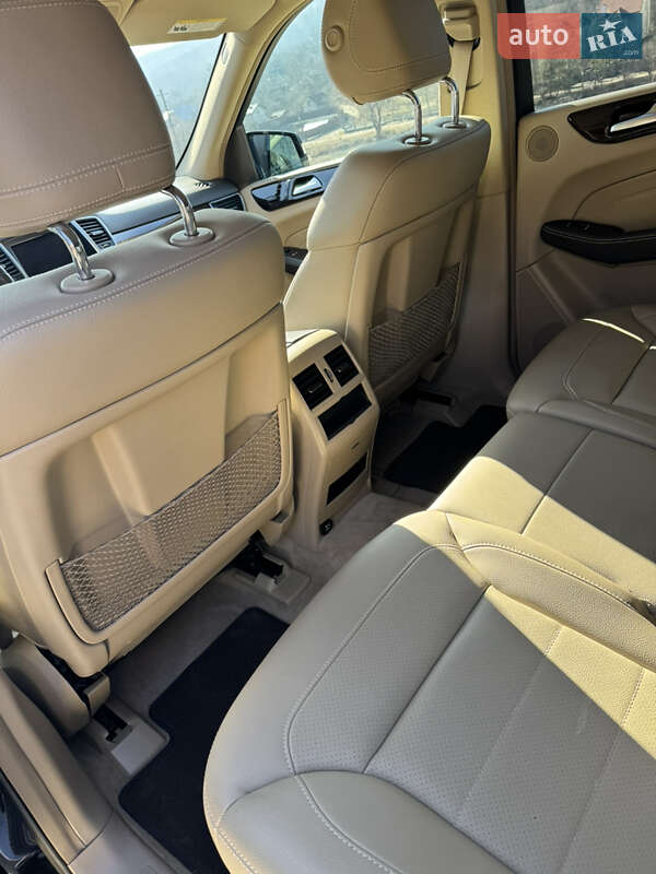 Mercedes-Benz M-Class 2013