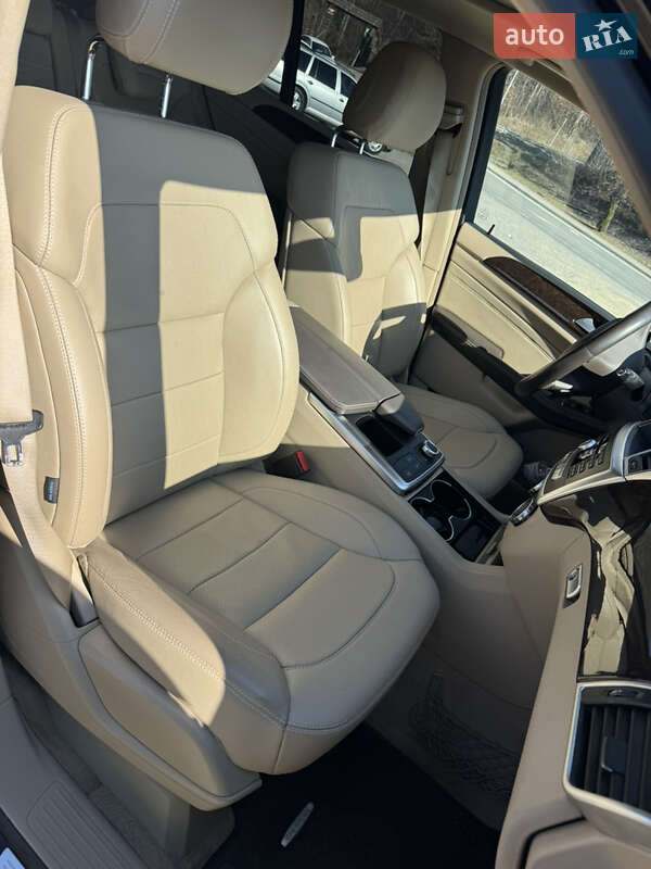 Mercedes-Benz M-Class 2013