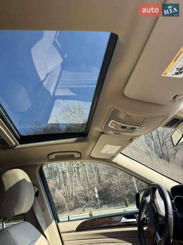 Mercedes-Benz M-Class 2013