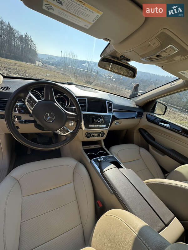 Mercedes-Benz M-Class 2013