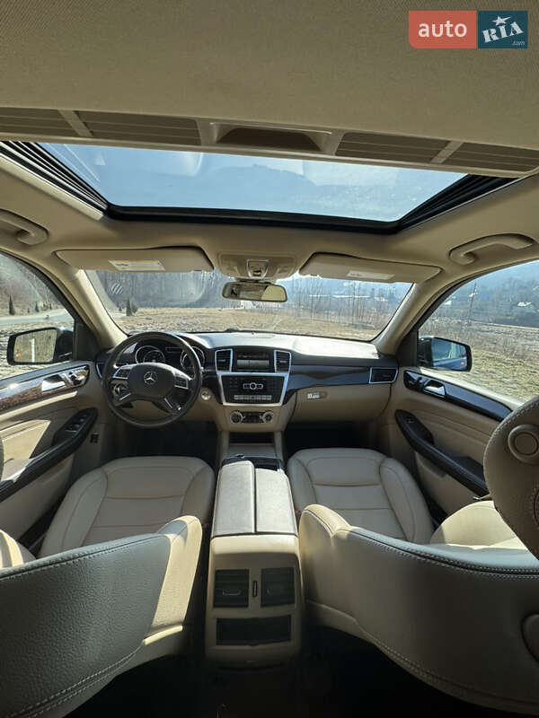 Mercedes-Benz M-Class 2013