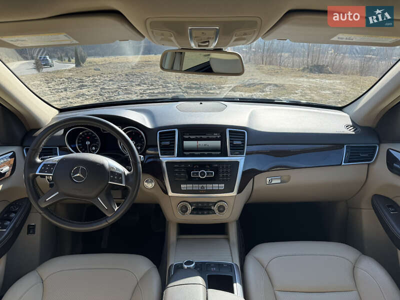 Mercedes-Benz M-Class 2013