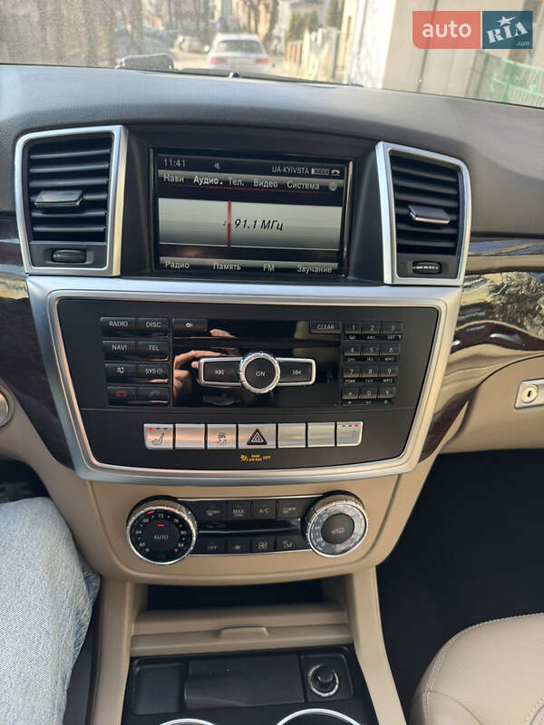 Mercedes-Benz M-Class 2013