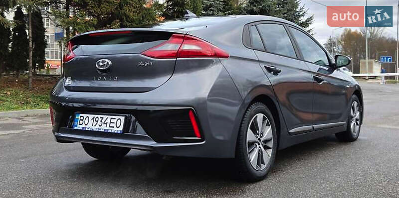 Hyundai-12