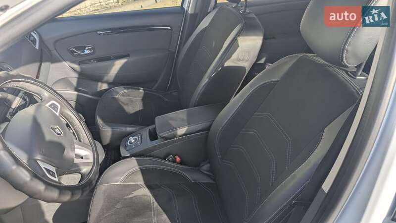 Renault Grand Scenic 2012