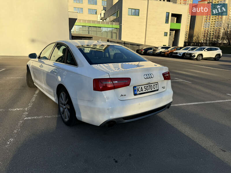 Audi-25