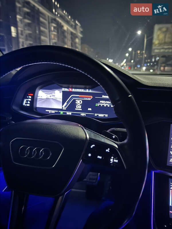 Audi-22