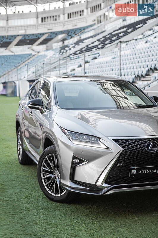 Lexus-3