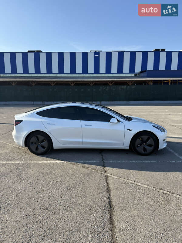 Tesla-9