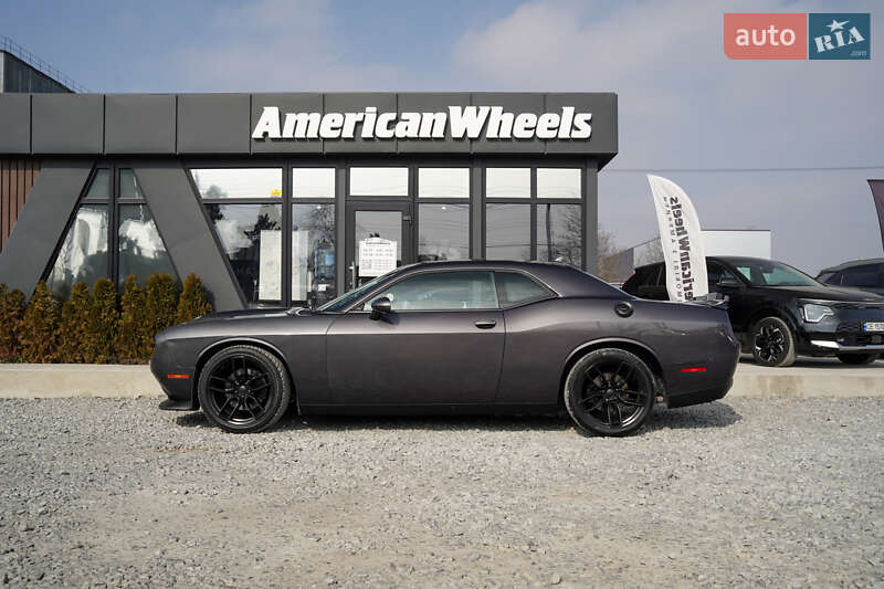 Dodge Challenger 2019