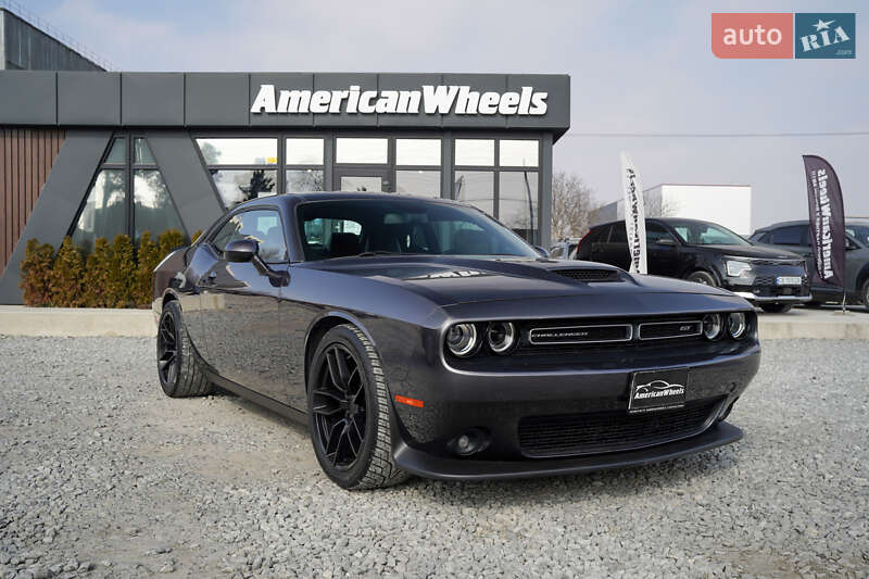 Dodge Challenger 2019