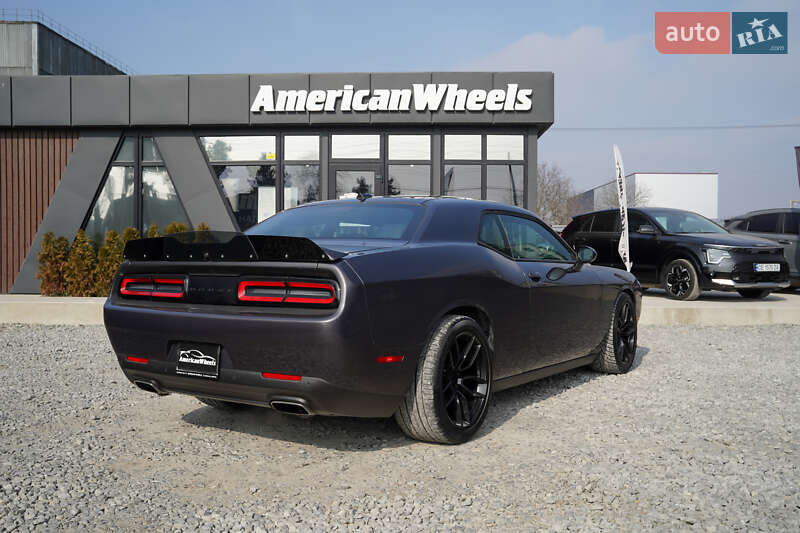 Dodge Challenger 2019