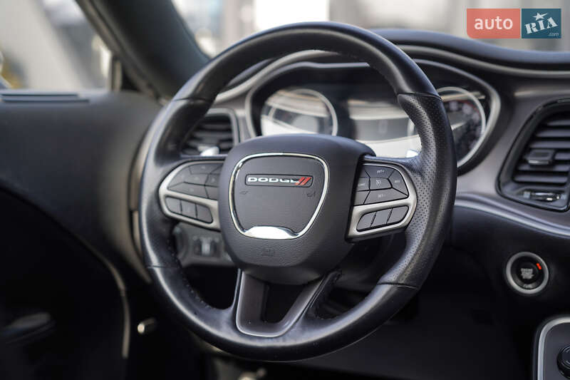 Dodge Challenger 2019