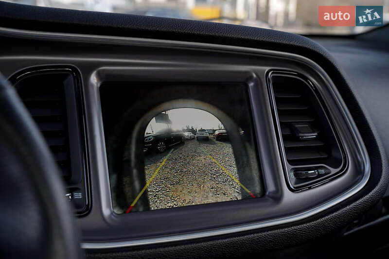 Dodge Challenger 2019