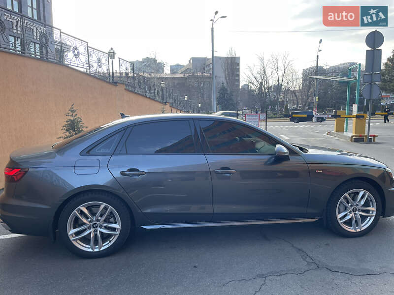 Audi-2