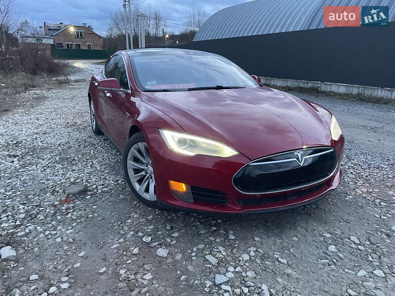 Tesla-3