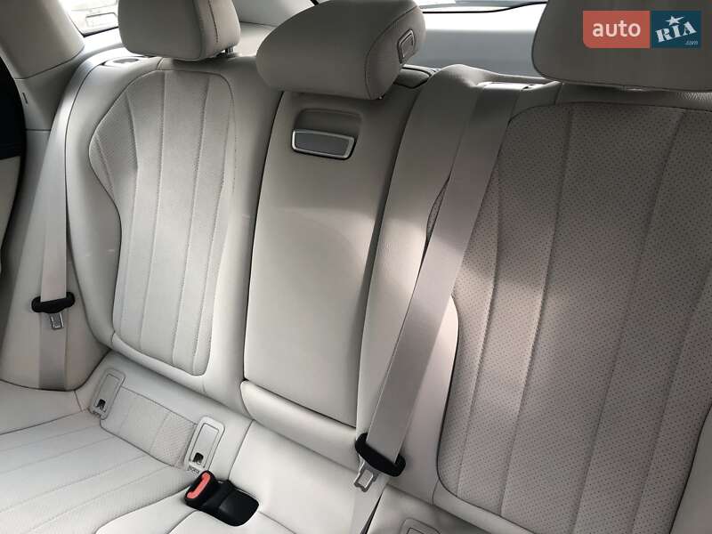 Mercedes-Benz EQE SUV 2023