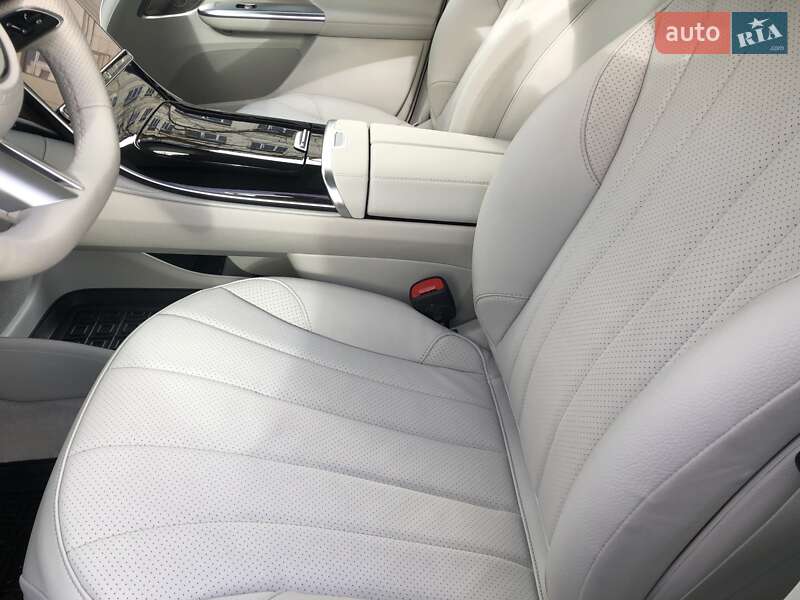 Mercedes-Benz EQE SUV 2023