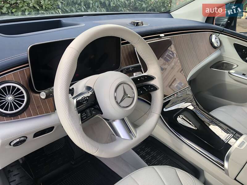 Mercedes-Benz EQE SUV 2023