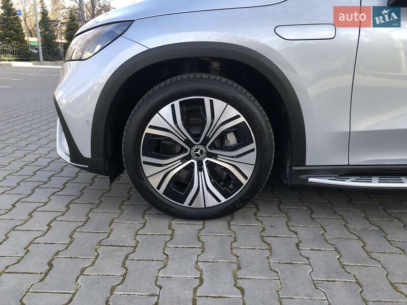 Mercedes-Benz EQE SUV 2023