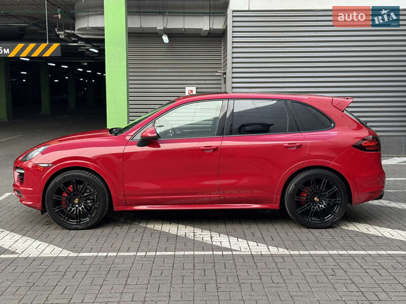 Porsche-26