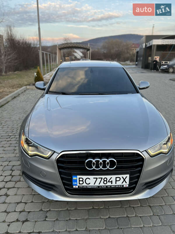 Audi-0