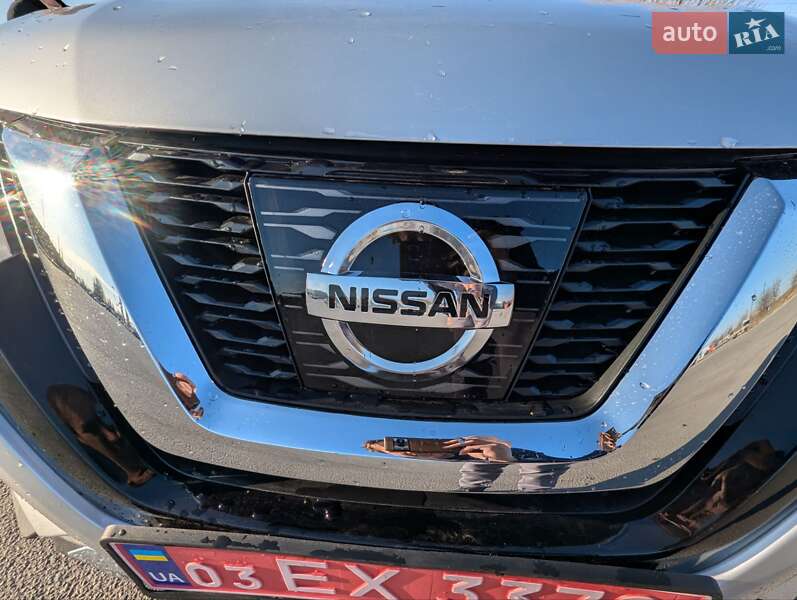 Nissan-0